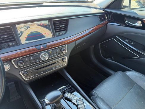 Used 2018 Kia Cadenza Premium w/ Luxury Package image 21