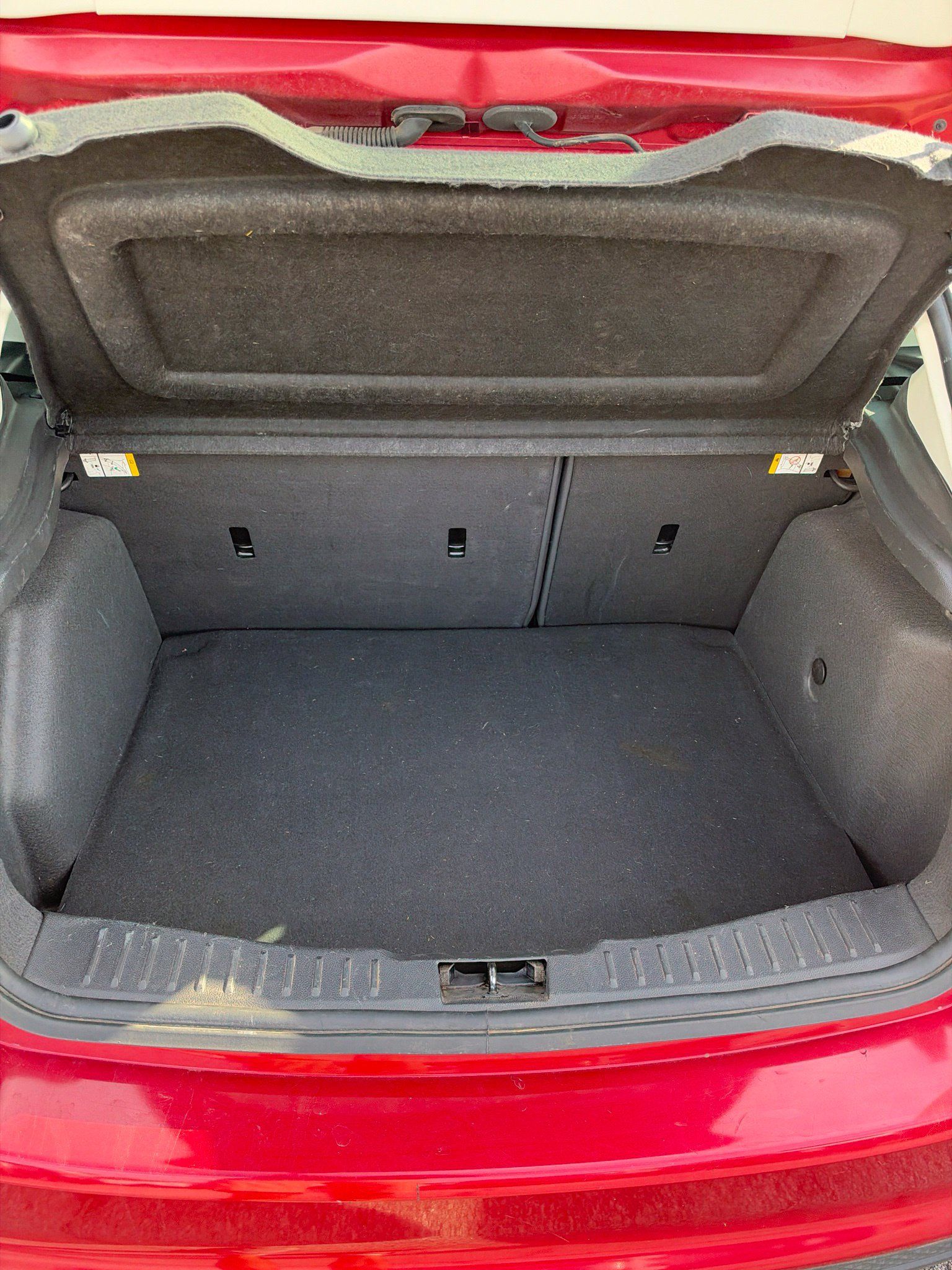 Used 2012 Ford Focus SE FWD image 7