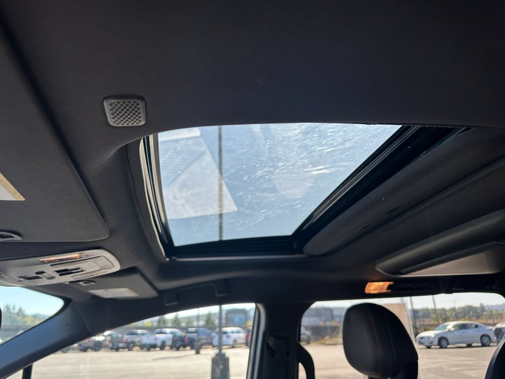 Used 2022 Toyota Sienna XSE w/ XSE Plus Package FWD image 23