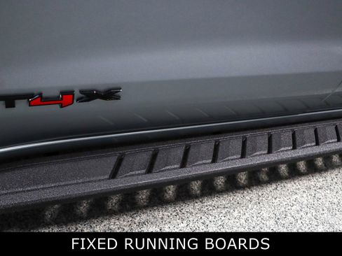 Used 2023 GMC Sierra 1500 AT4X image 12