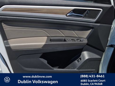 Certified 2023 Volkswagen Atlas SEL AWD/4WD image 10