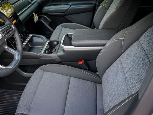 New 2026 GMC Terrain Elevation w/ Black Edition image 8