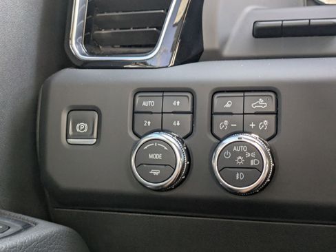 Used 2024 GMC Sierra 1500 Denali image 26