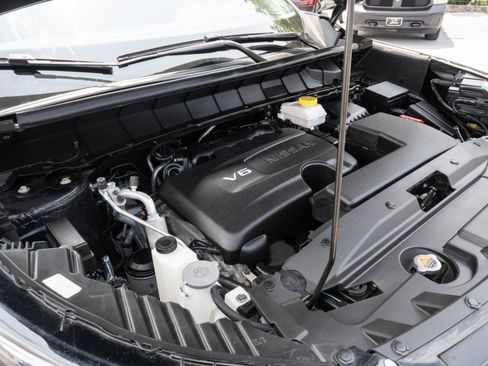 Used 2023 Nissan Pathfinder Platinum AWD/4WD image 41