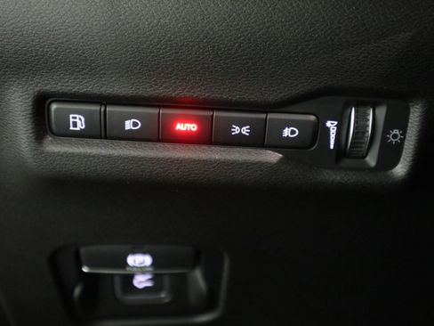 New 2026 Jeep Cherokee Limited AWD/4WD image 32
