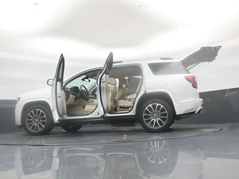 Used 2023 GMC Acadia Denali AWD/4WD image 57