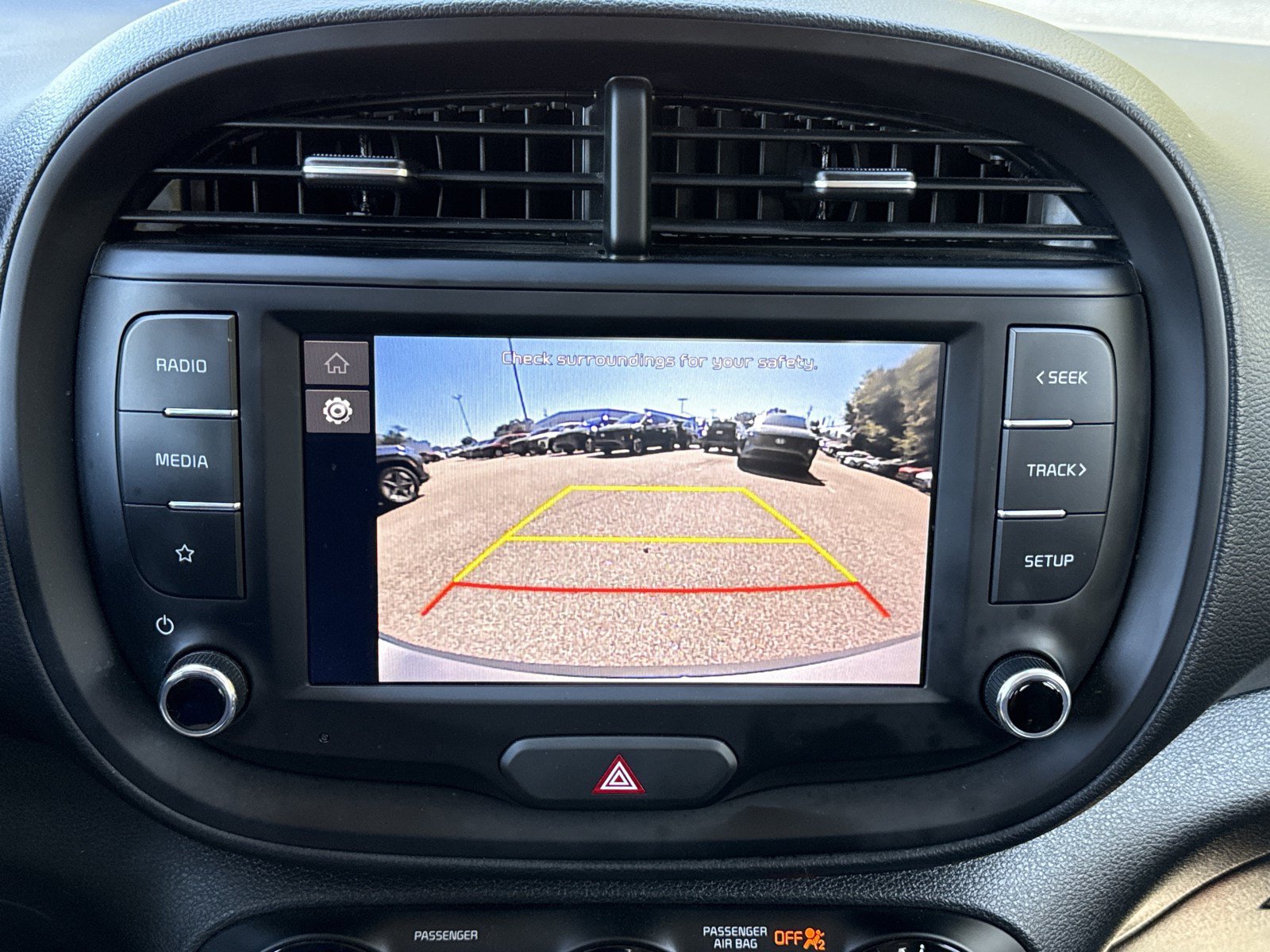 Used 2025 Kia Soul LX FWD image 21