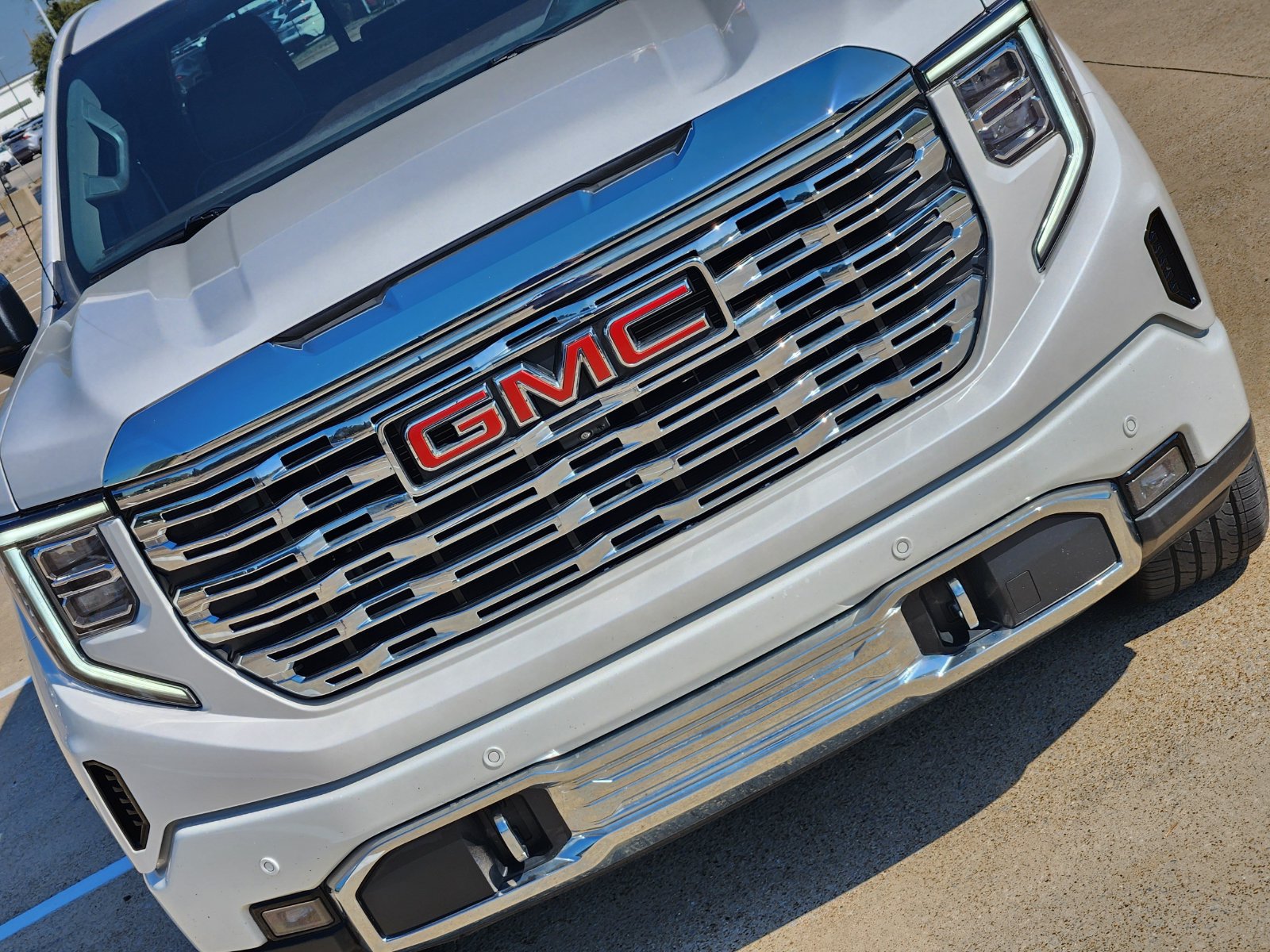 Used 2023 GMC Sierra 1500 Denali w/ Denali Reserve Package AWD/4WD image 14