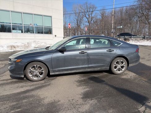 Used 2024 Honda Accord EX image 4