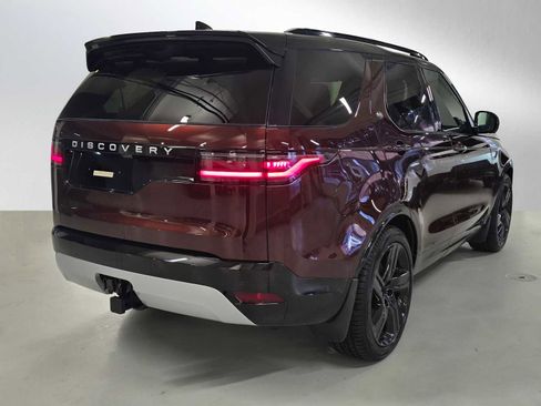 New 2026 Land Rover Discovery Limited Edition image 5