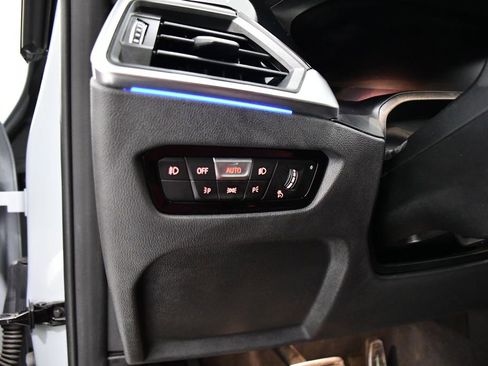 Used 2023 BMW 430i xDrive Coupe w/ M Sport Package image 11