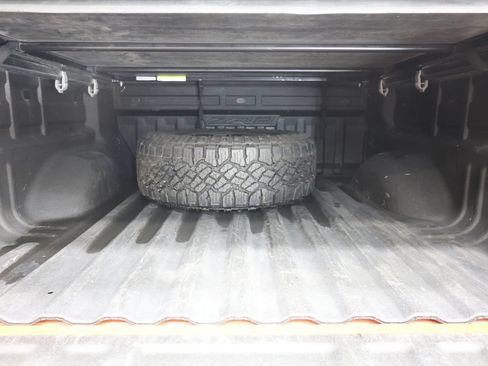 Used 2021 Chevrolet Colorado ZR2 AWD/4WD image 26