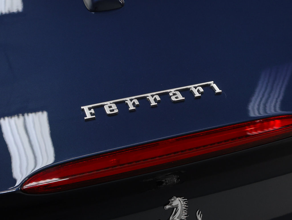 Certified 2019 Ferrari Portofino RWD image 39