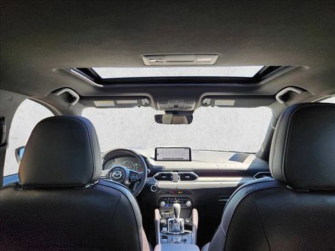 New 2025 MAZDA CX-5 Signature image 24