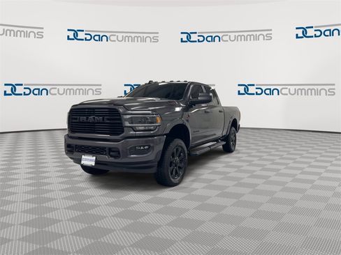 Used 2022 RAM 2500 Laramie w/ Night Edition image 3