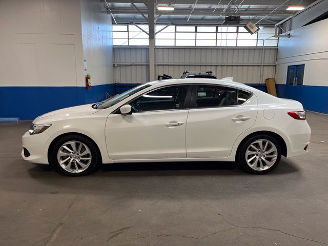 Used 2017 Acura ILX FWD image 6