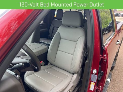 Used 2025 GMC Sierra 3500 SLT w/ SLT Convenience Package AWD/4WD image 30