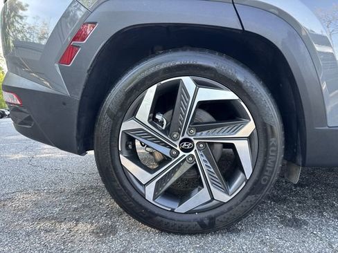 Certified 2024 Hyundai Tucson Limited FWD image 17