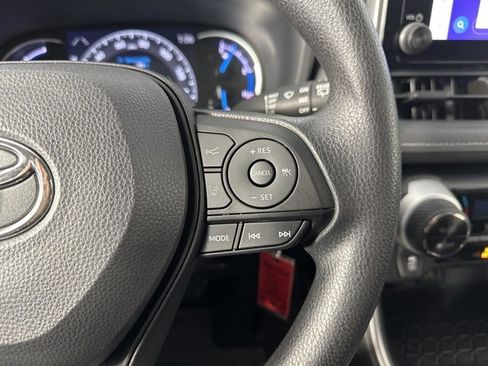 Used 2023 Toyota RAV4 LE image 16