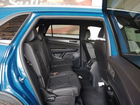 Used 2026 Volkswagen Atlas Cross Sport SE AWD/4WD image 14
