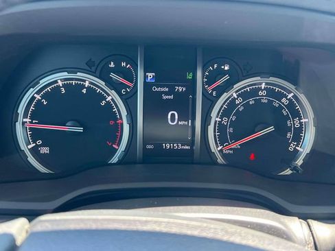 Used 2022 Toyota 4Runner TRD Pro AWD/4WD image 19