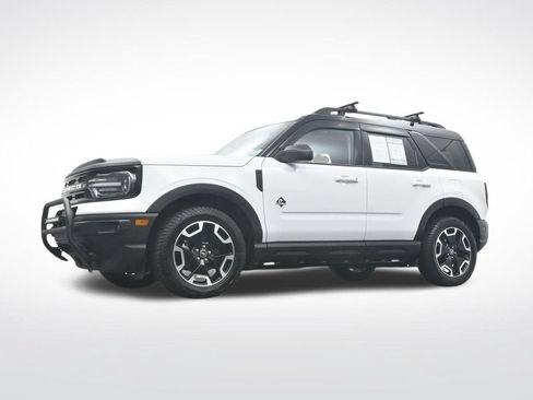 Used 2023 Ford Bronco Sport Outer Banks w/ Tech Package AWD/4WD image 39