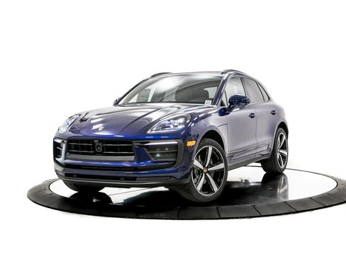 New 2026 Porsche Macan AWD/4WD image 1