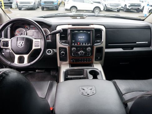 Used 2018 RAM 2500 Laramie w/ Convenience Group image 15