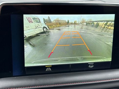 Used 2024 Chevrolet Suburban RST RWD image 31
