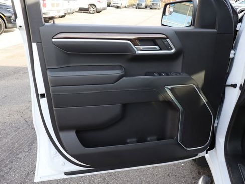 Used 2022 Chevrolet Silverado 1500 LT image 9