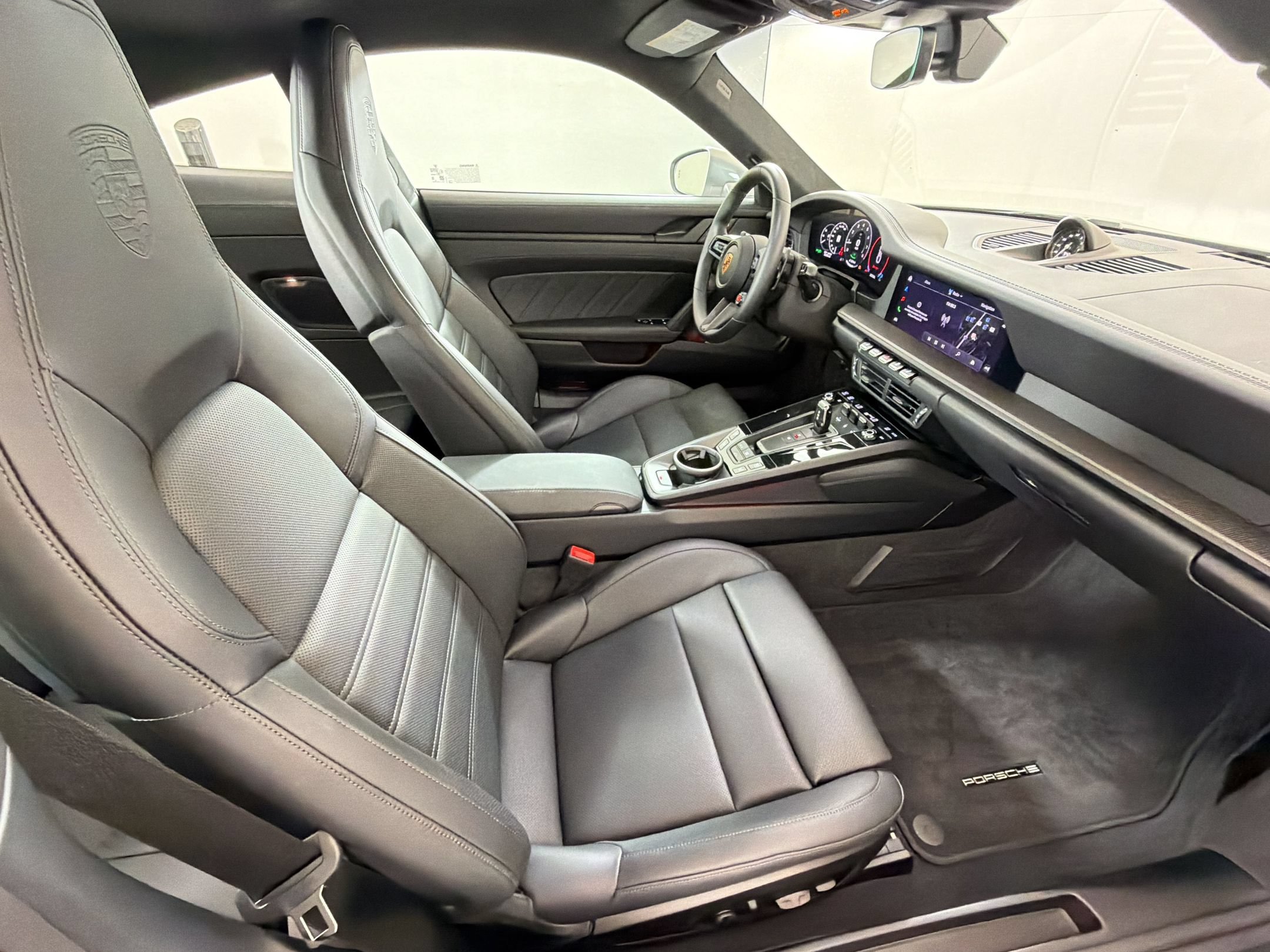 Certified 2026 Porsche 911 Carrera GTS RWD image 32
