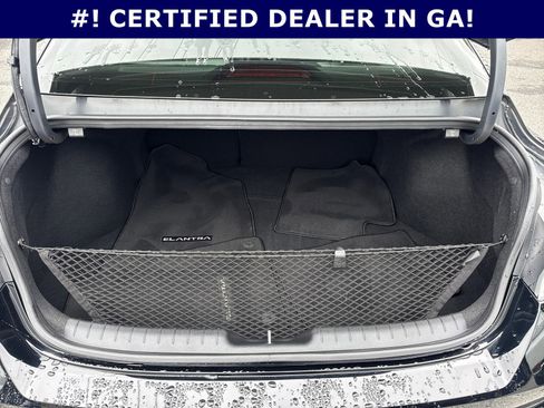 Certified 2023 Hyundai Elantra Limited image 18