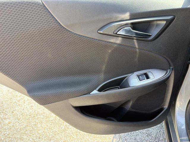 Used 2024 Chevrolet Malibu LT FWD image 17