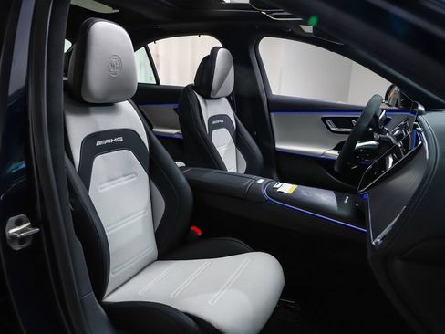 New 2026 Mercedes-Benz E 53 AMG e 4MATIC Sedan image 10