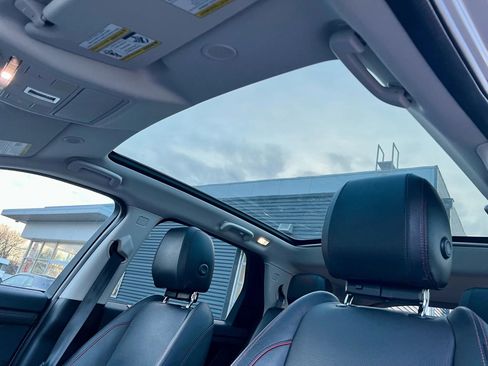 Used 2022 Land Rover Discovery Sport S R-Dynamic image 26