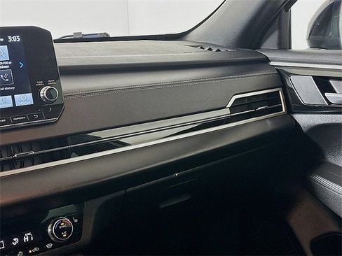 Used 2023 Mitsubishi Outlander SE image 22