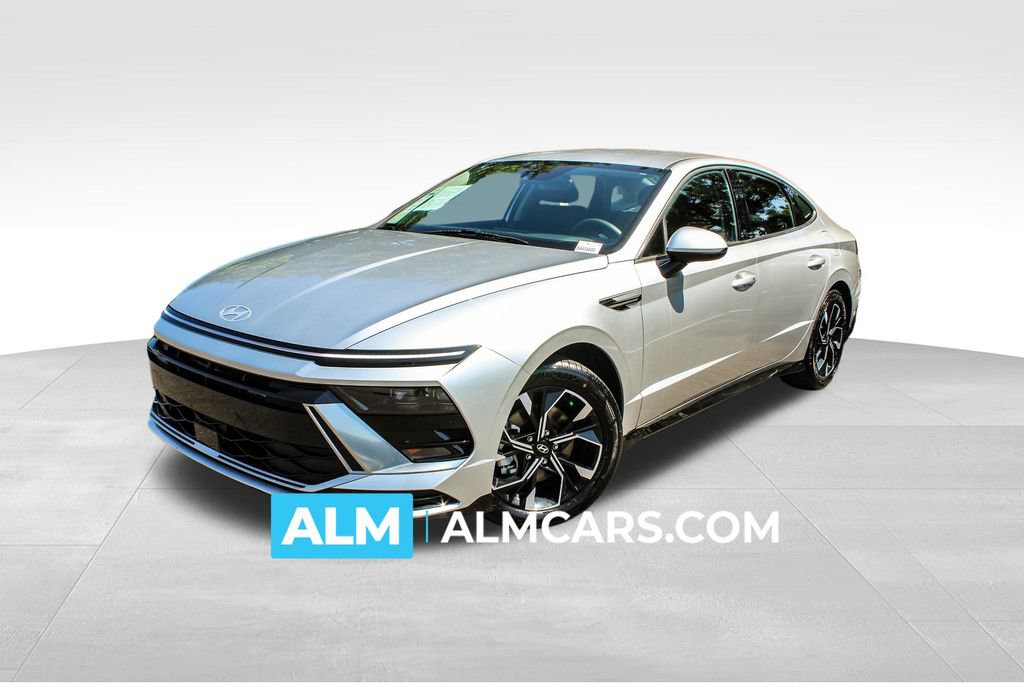 Used 2025 Hyundai Sonata SEL FWD image 1