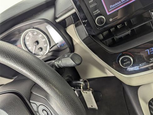 Used 2022 Toyota Corolla LE w/ Carpet Mat Package (TMS) image 24