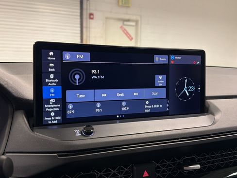 Used 2023 Honda Accord EX-L image 18