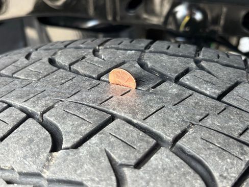 Used 2025 Ford F150 King Ranch w/ FX4 Off-Road Package image 15