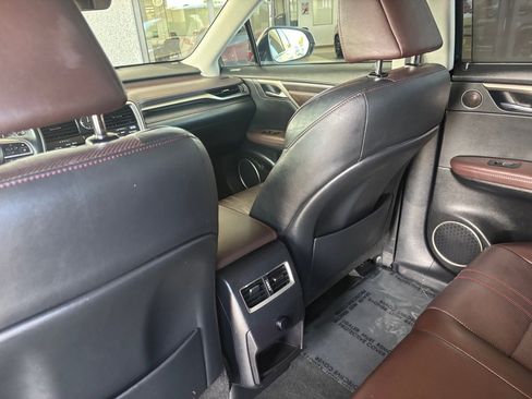 Used 2016 Lexus RX 350 FWD w/ Luxury Package image 27