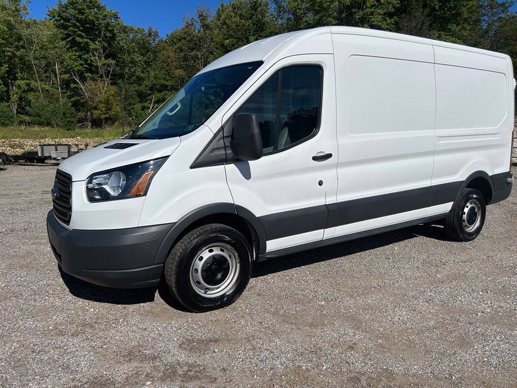 Used 2018 Ford Transit 250 148 Medium Roof RWD image 2