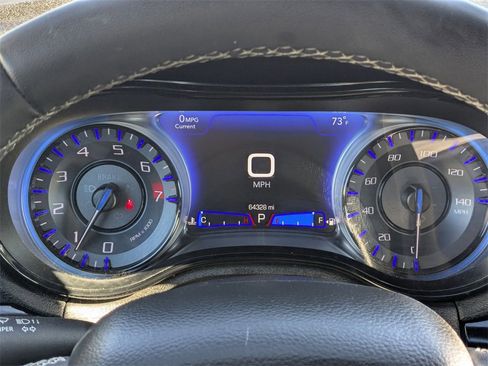 Used 2023 Chrysler 300 S image 18