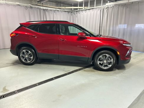 Used 2023 Chevrolet Blazer LT w/ Convenience Package image 8