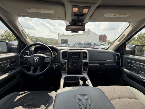 Used 2018 RAM 1500 Big Horn AWD/4WD image 26