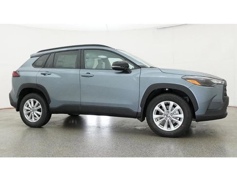 New 2026 Toyota Corolla Cross LE image 28