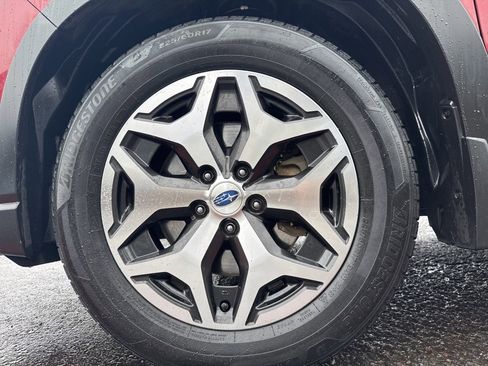 Used 2019 Subaru Forester Premium w/ All-Weather Package image 9