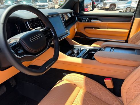 New 2026 Jeep Grand Wagoneer Summit AWD/4WD image 15