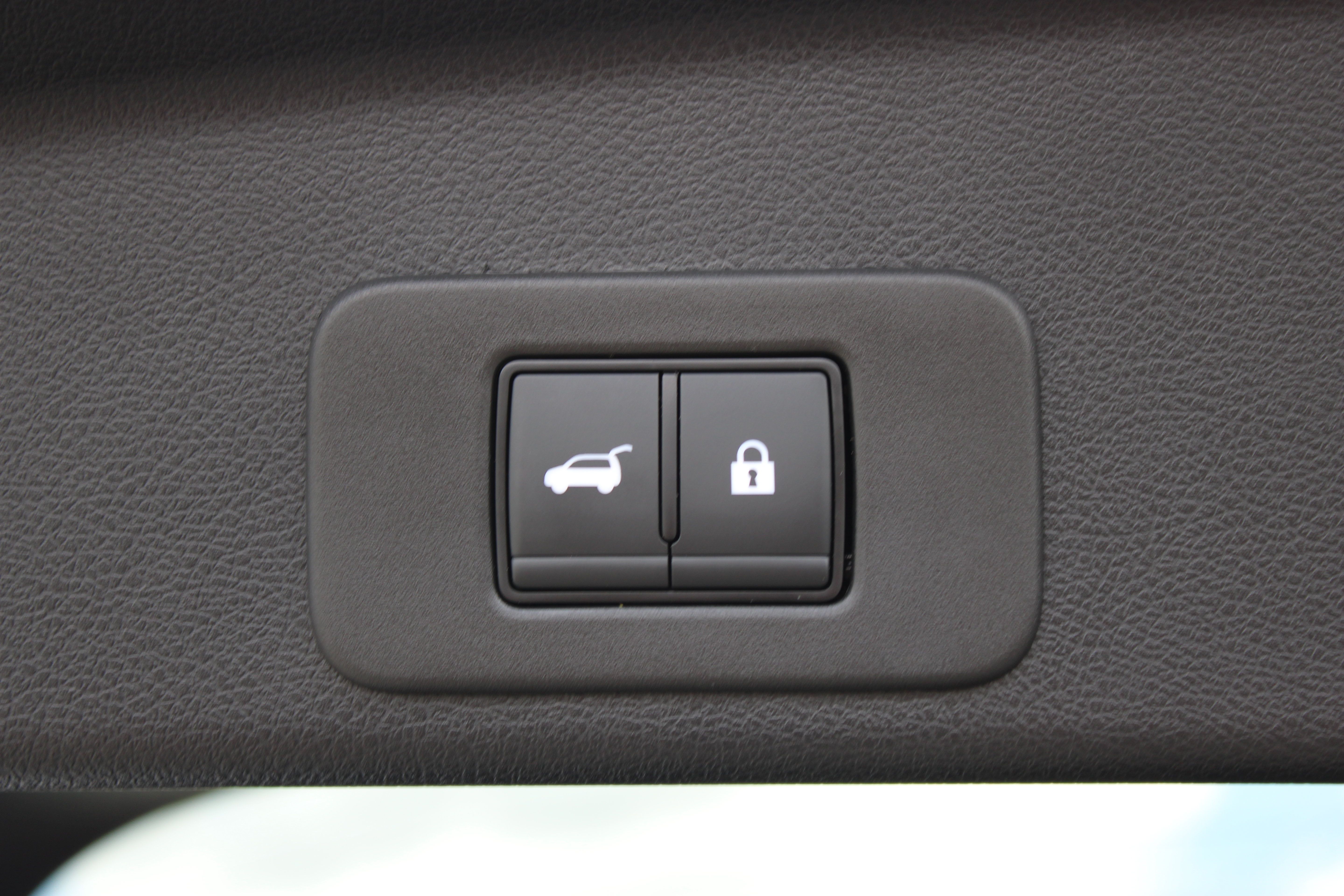 Certified 2025 Nissan Murano SL AWD/4WD image 9