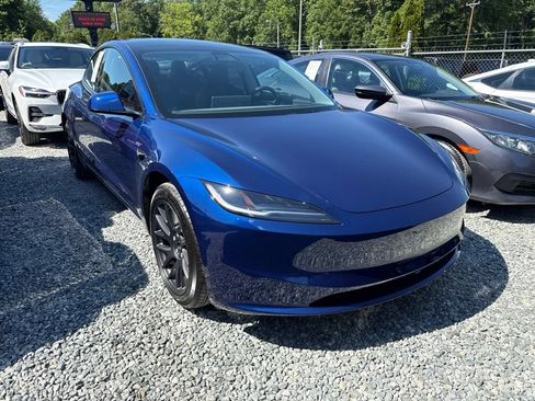 Used 2026 Tesla Model 3 RWD image 2